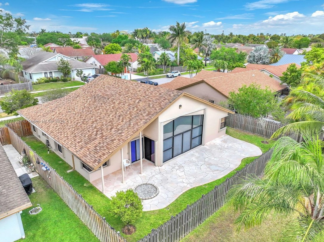 10630SunriseDronebackYard