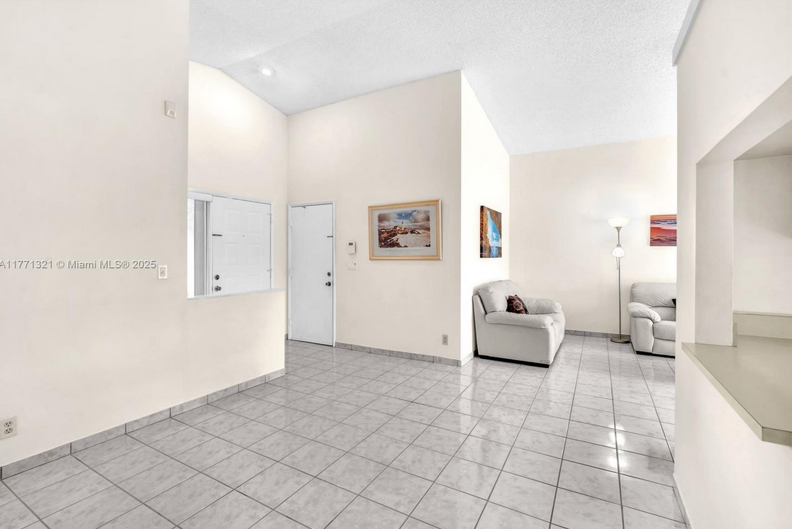 10630SunriseFoyer2