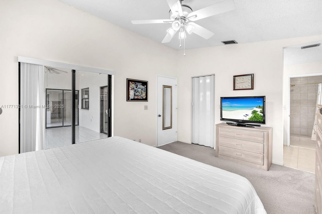 10630SunriseMasterBedrm