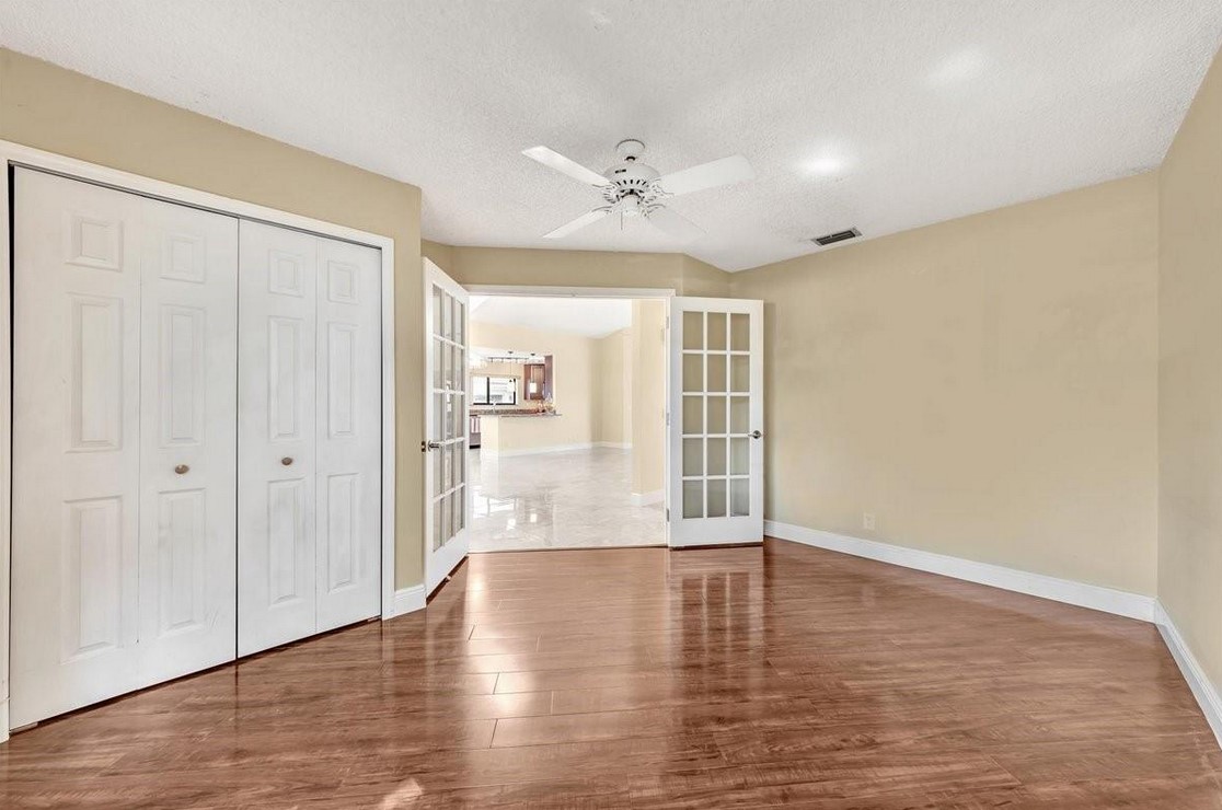 1883PlantationBedrm3