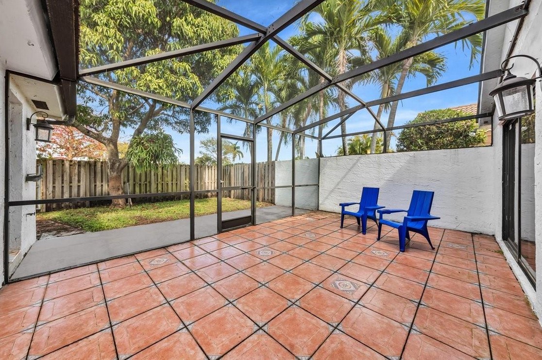 1883PlantationPatio2