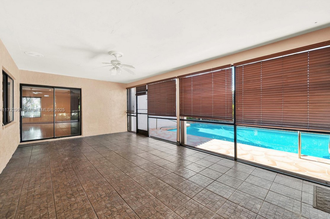 9693CoralSpringsPatio