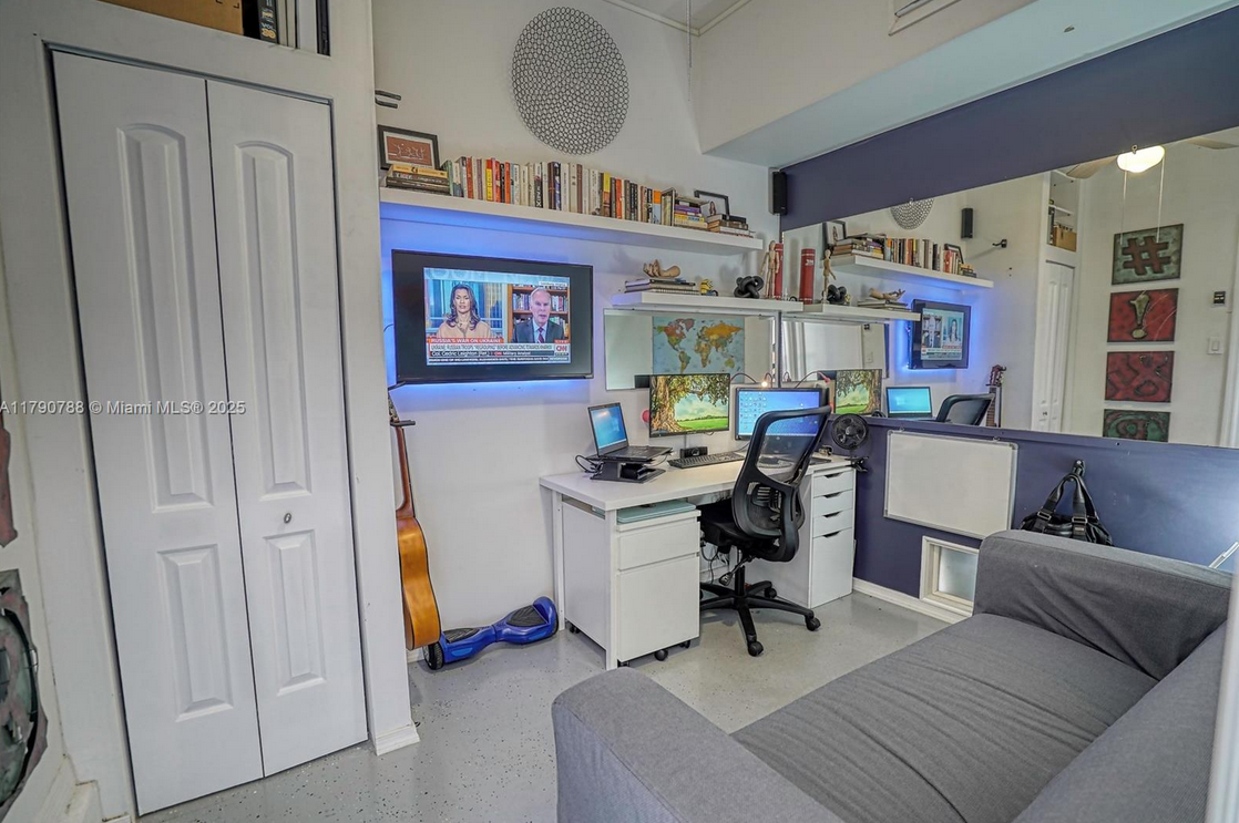 12363CoralSpringsRentalOffice