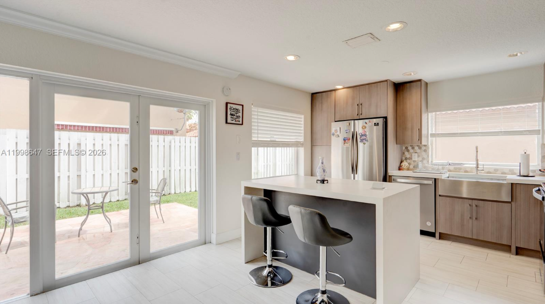 1237SunriseKitchenPatio