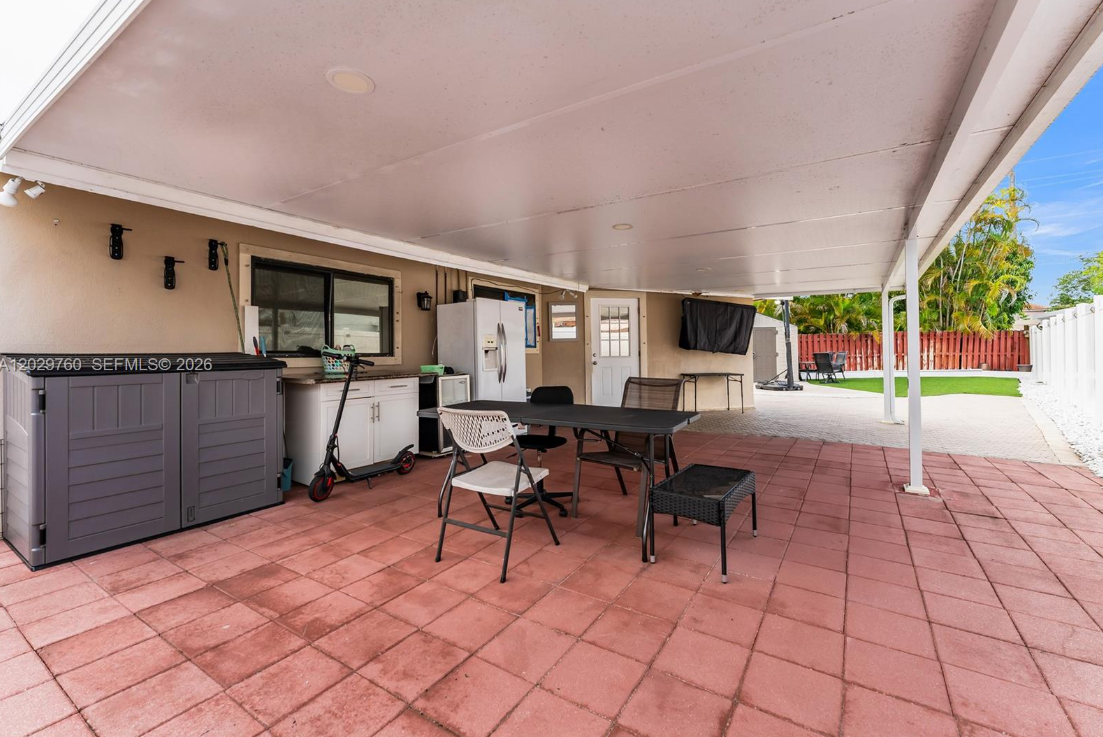 171MiramarBackyard