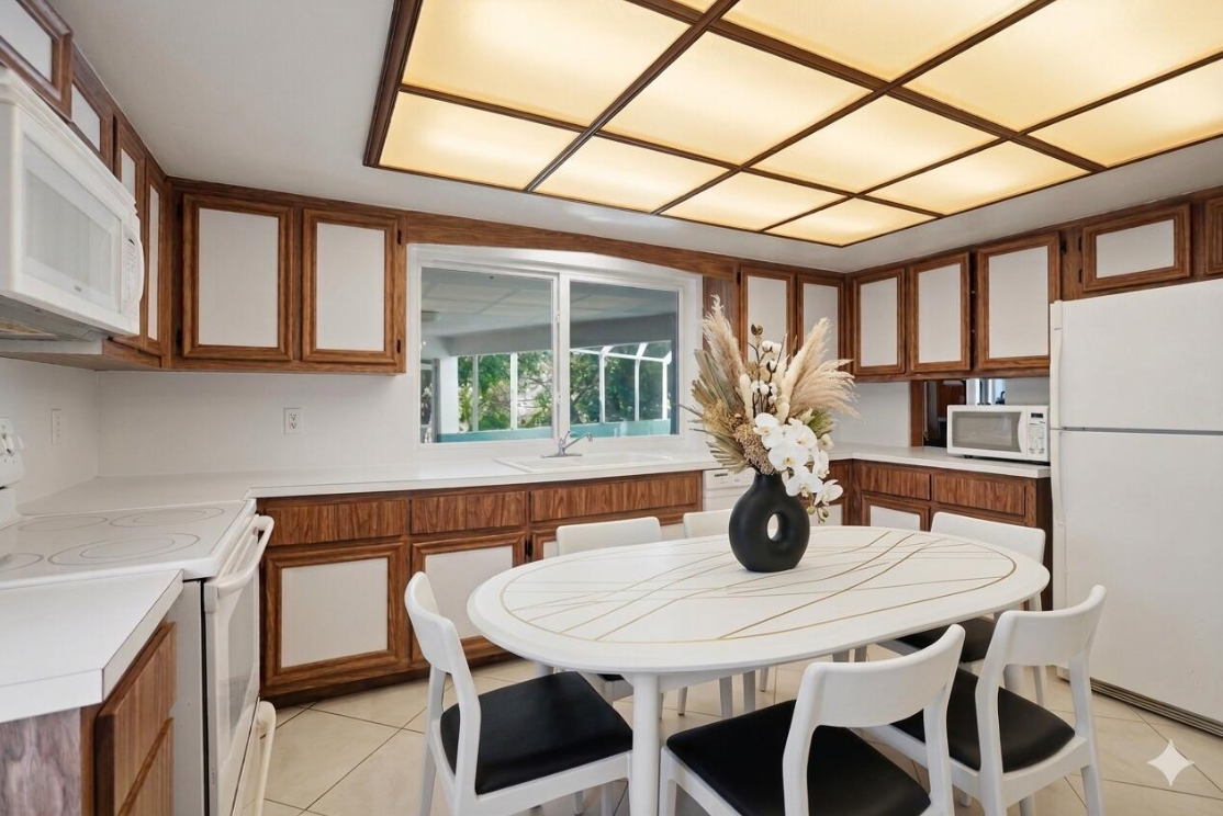 4490LauderdaleLakesKitchen