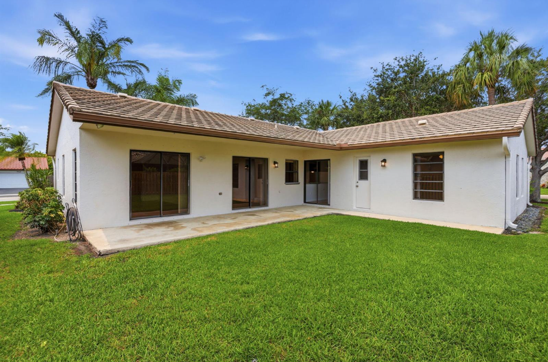7909MargateBackyard3