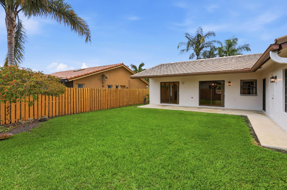 7909MargateBackyard4